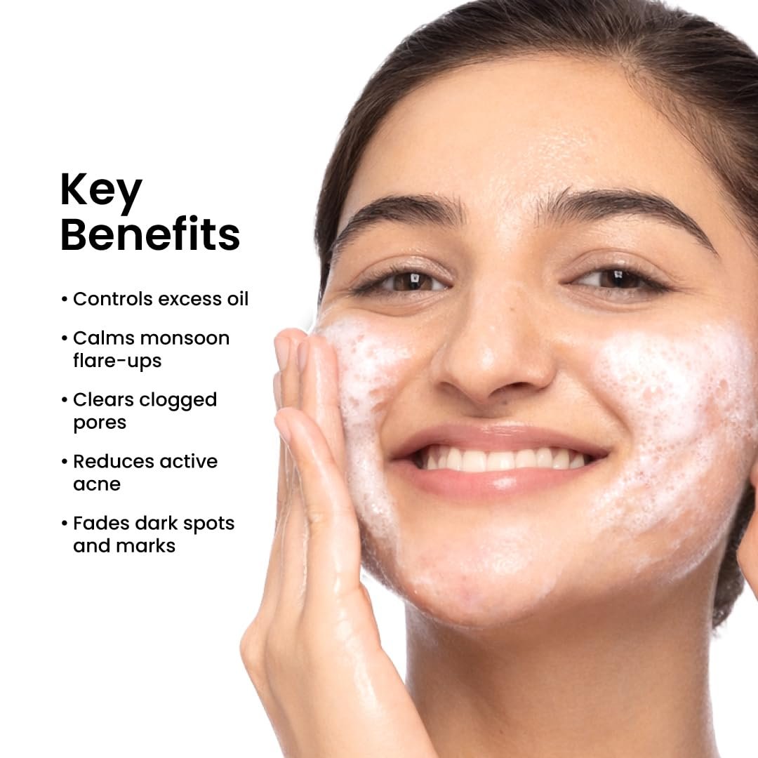 Foxtale Oil & Acne Control Face Wash | 2% Salicylic Acid + Niacinamide + cica | Fights Acne, Controls Oiliness & Soothes Face | for Oily, Acne & Combination Skin | Men & Women, 100 ml thumbnail