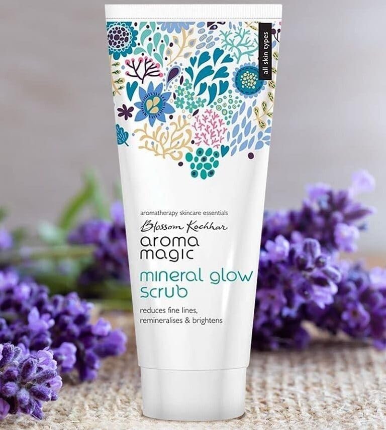 Aroma Magic Mineral Glow Scrub | Exfoliates, reduces fine lines, brightens & boosts hydration| With beeswax, vegetable glycerine, lavender, tea tree & rose essential oils | 100ml thumbnail