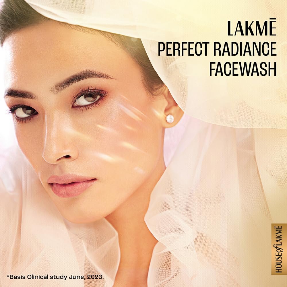 Lakme Perfect Radiance Brightening Facewash 100g thumbnail