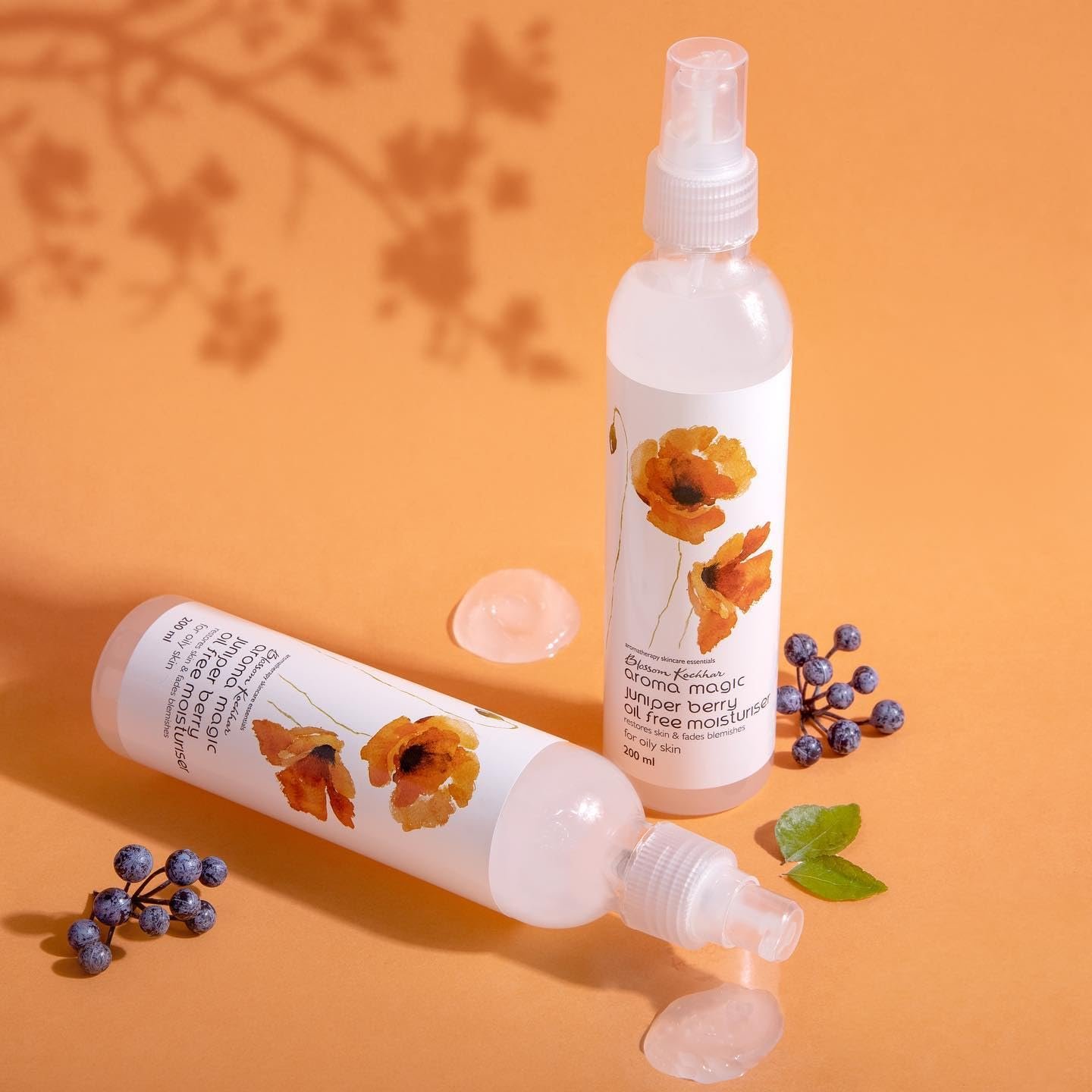Aroma Magic Juniper Berry Oil Free Moisturiser SPF 15 | brightens, fades blemishes & heals acne| cucumber extracts, patchouli & lemongrass essential oils, jojoba oil| for Oily Skin - 200 ml thumbnail