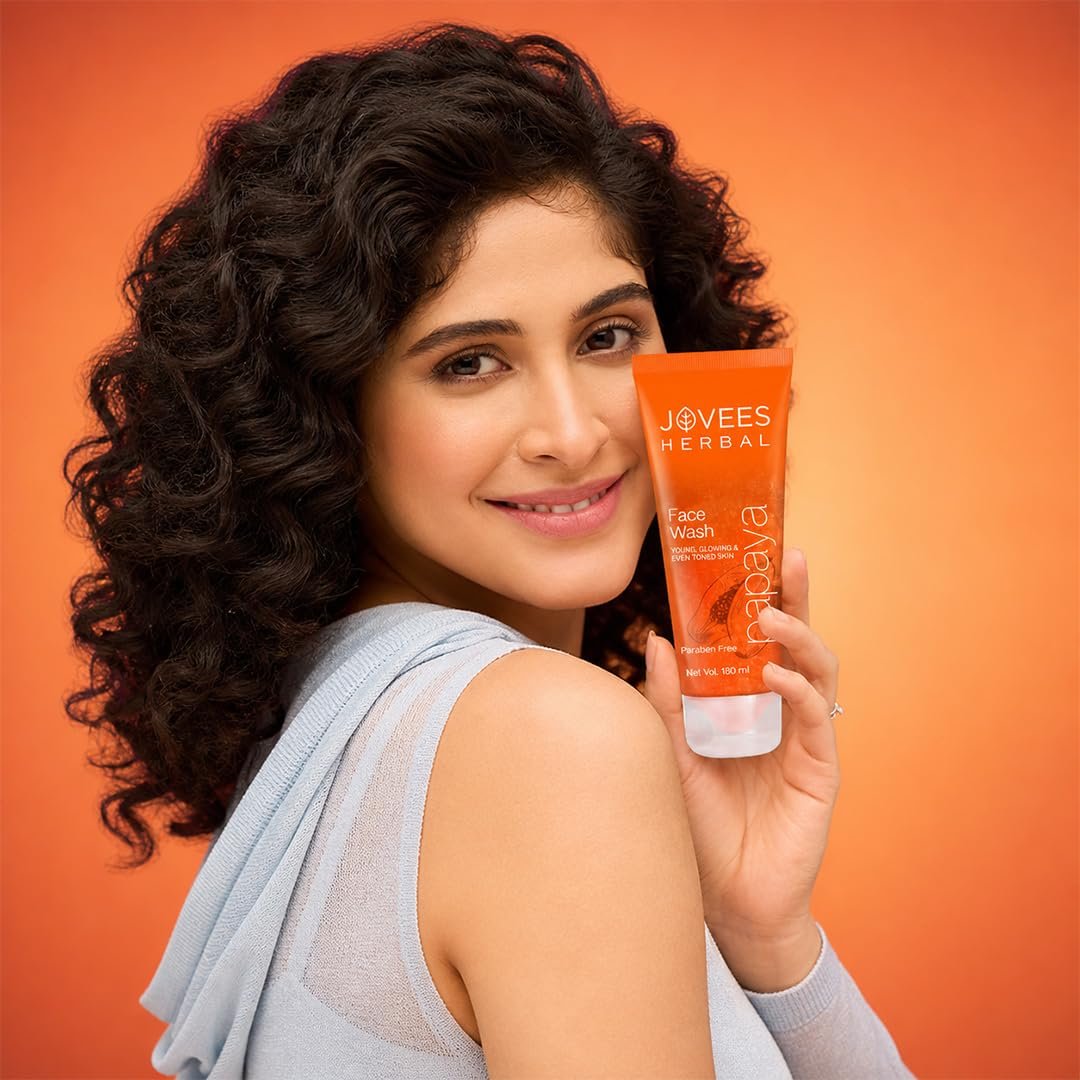 Jovees Herbal Papaya Face Wash For Glowing and Clear Skin with Papaya & Bilberry Ext | Gentle Cleanser For Brightens Skin, Removes Pigmentation & Dark Spots | For All Skin Types - 180ml thumbnail
