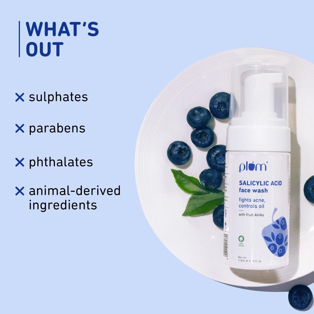 Plum 1% Encapsulated Salicylic Acid Foaming Face Wash | Fights Active Acne, controls oil & deep cleanses pores | 110ml thumbnail
