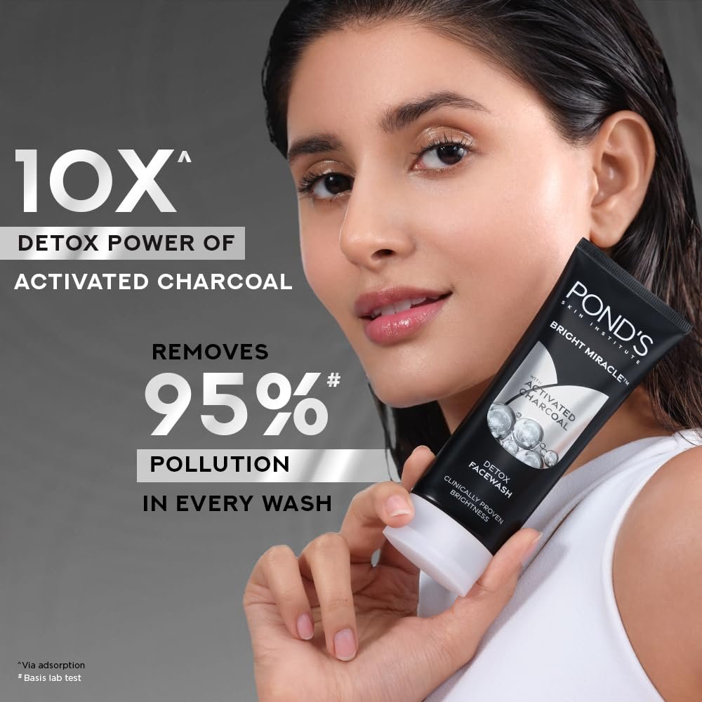 POND'S Pure Detox Face Wash 100 g|| Daily Exfoliating & Brightening Cleanser|| Deep Cleans Oily Skin - With Activated Charcoal for Fresh|| Glowing Skin thumbnail
