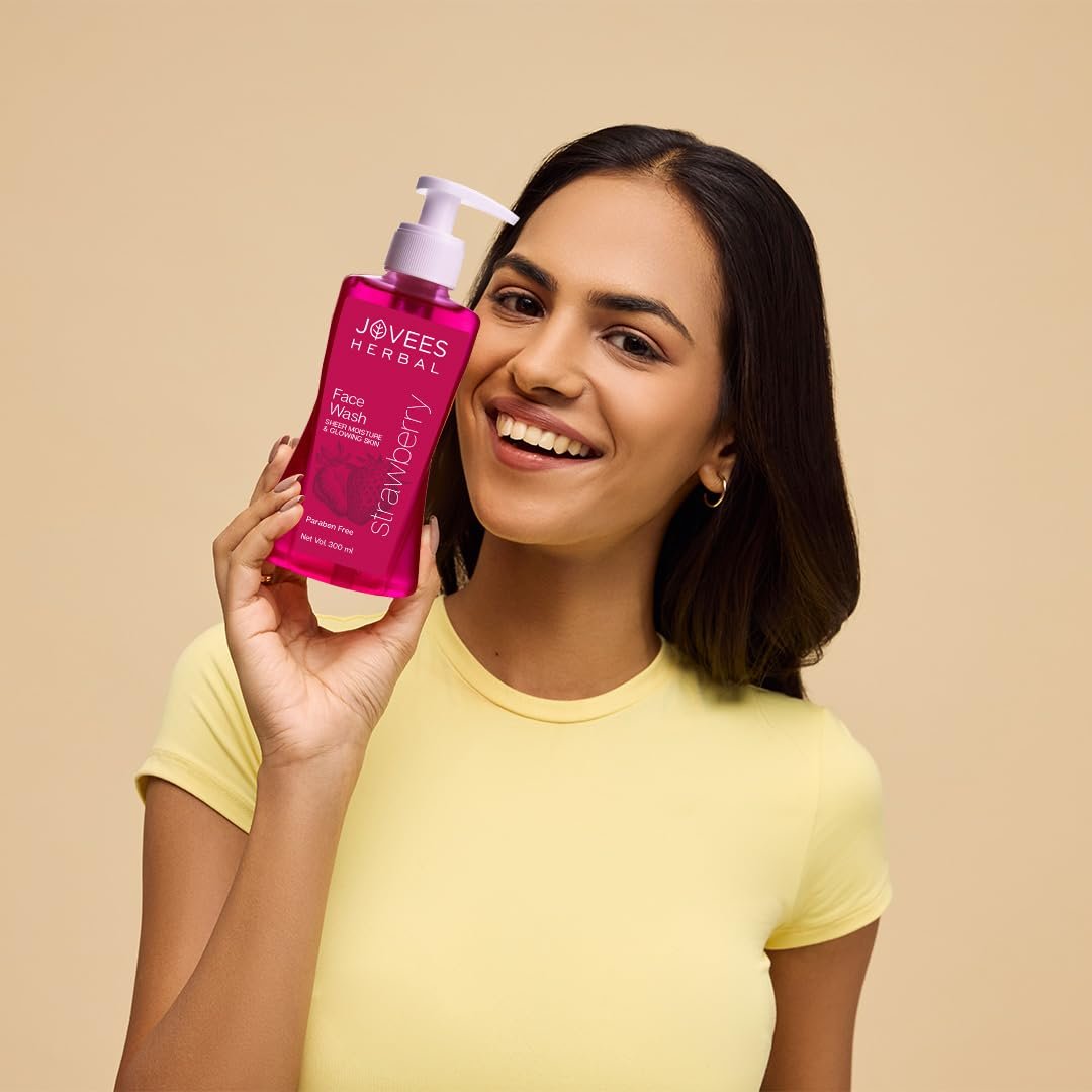 Jovees Herbal Strawberry Face Wash For Hydrating & Glowing Skin with Strawberry Ext. | Gentle Cleanser For Brightens Skin, Removes Pigmentation | For Normal to Dry Skin Types - 300ml thumbnail